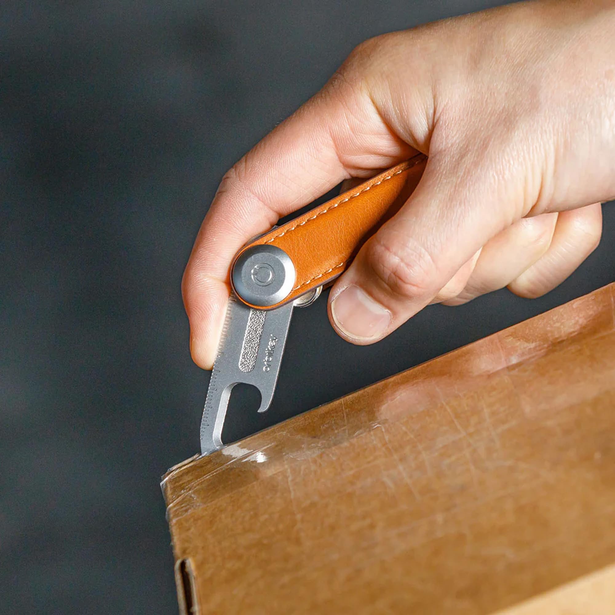Orbitkey Multi-Tool V2 silver compact on-the-go use