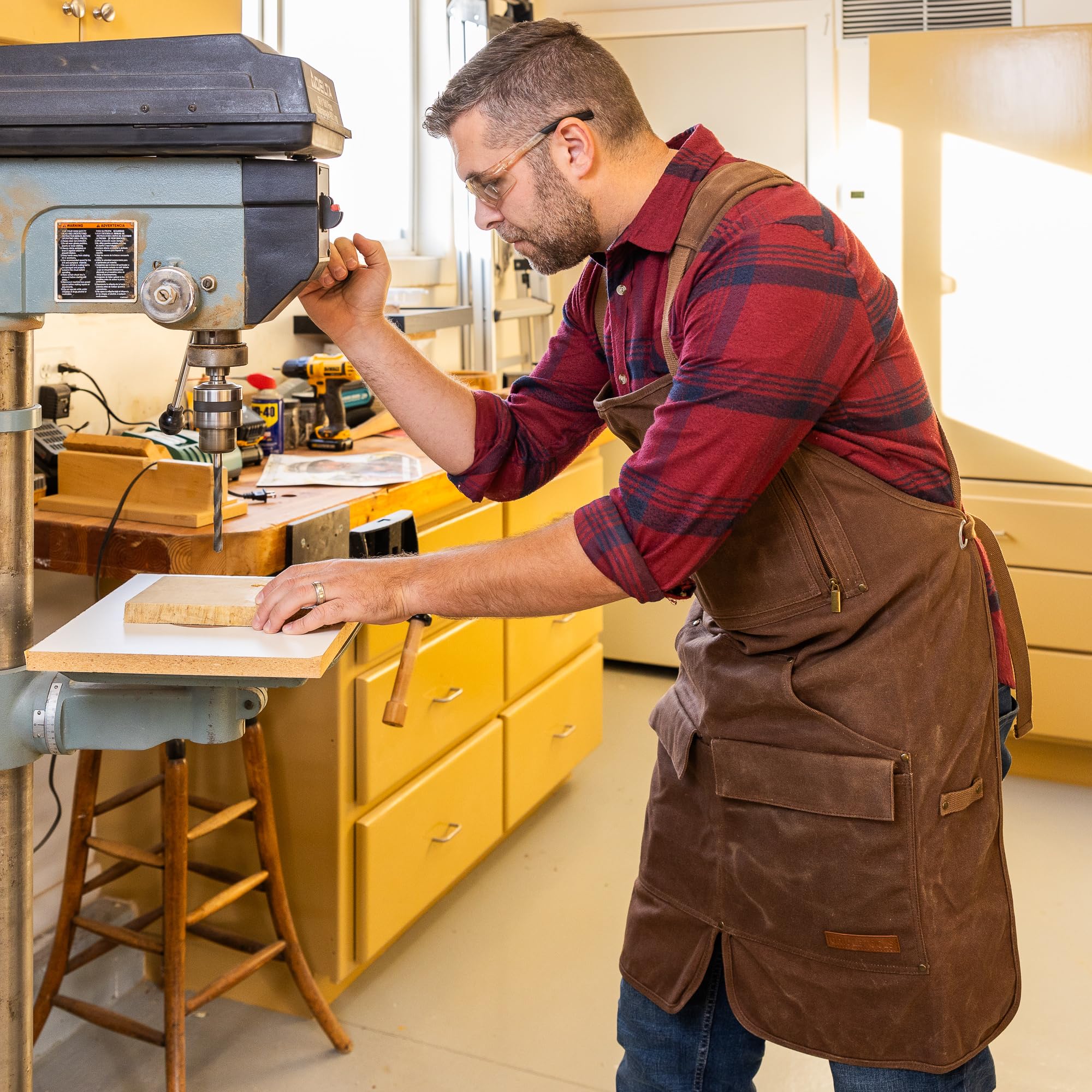 Oriole Tools brass rivets and double-stitched seams ensure durability