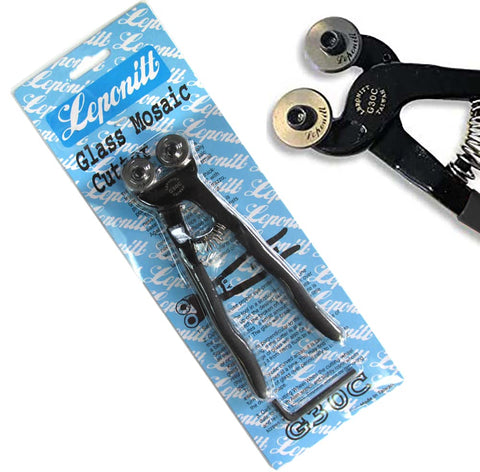 ORMECOL Leponitt wheeled nippers front view with comfortable, compact handle.