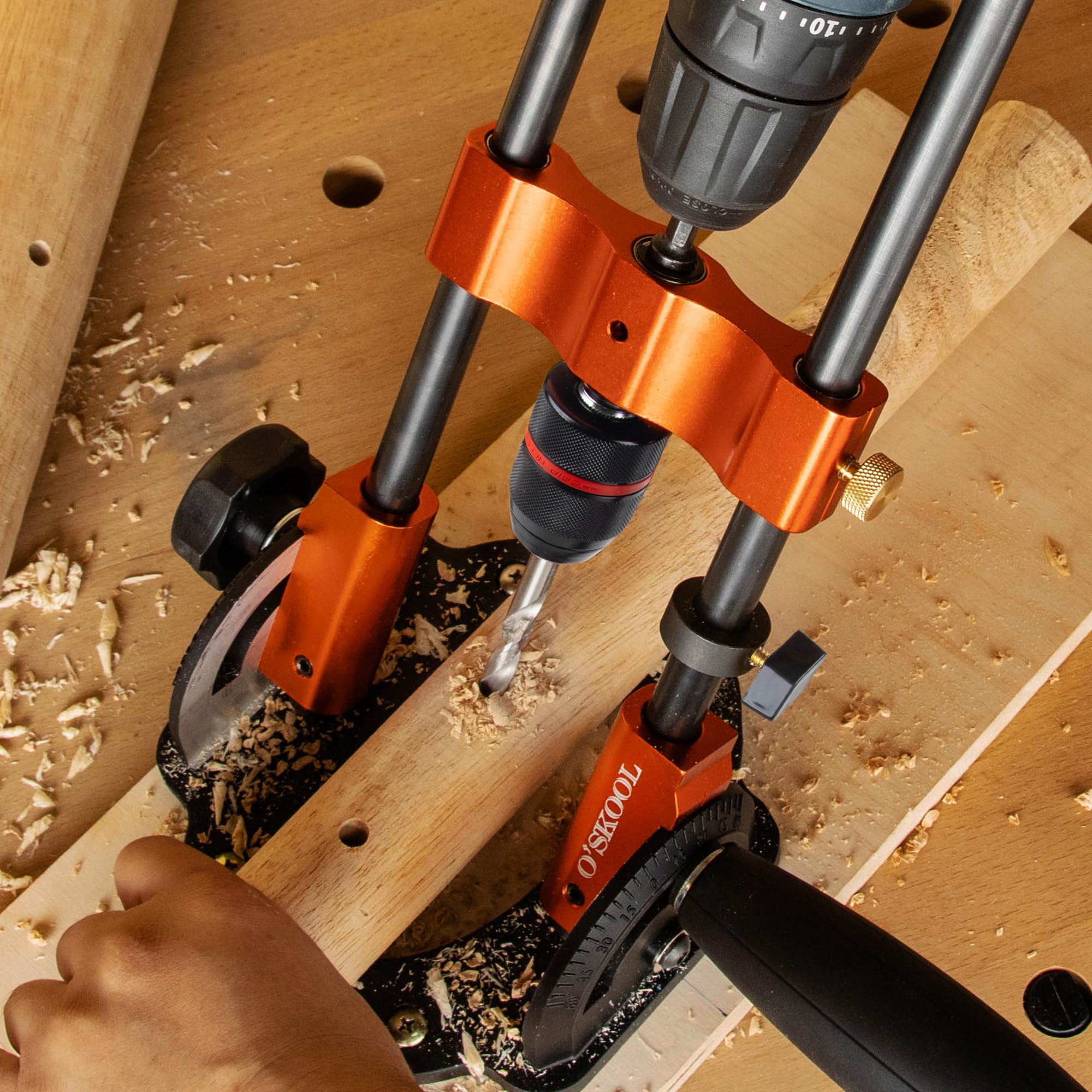 O'SKOOL compatible with flat and cylindrical workpieces for diverse projects.