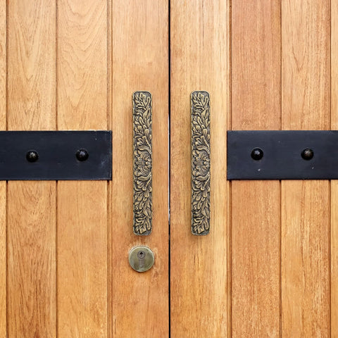 Otoolling suitable for kitchen wardrobes and cupboards to elevate decor.