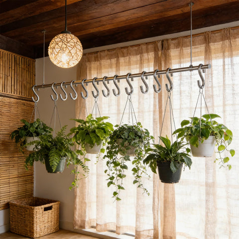 Oungy S hooks for hanging plants, weather-resistant and easy to install.