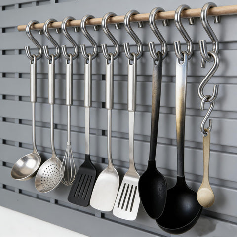 Oungy planter pot hook, robust support for planter boxes and pots.