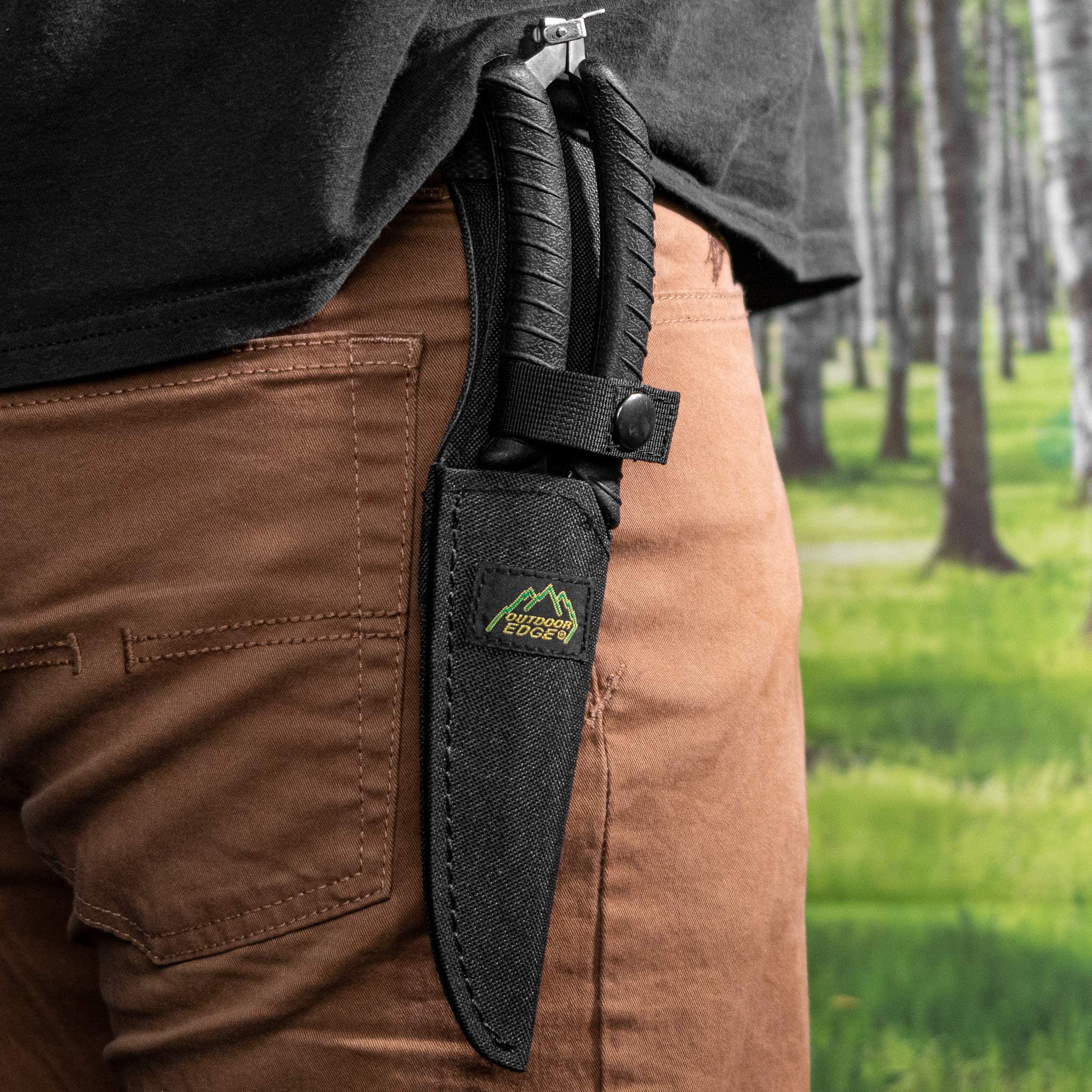 Outdoor Edge Game Shears bone-breaking notch supports safe quartering of birds.
