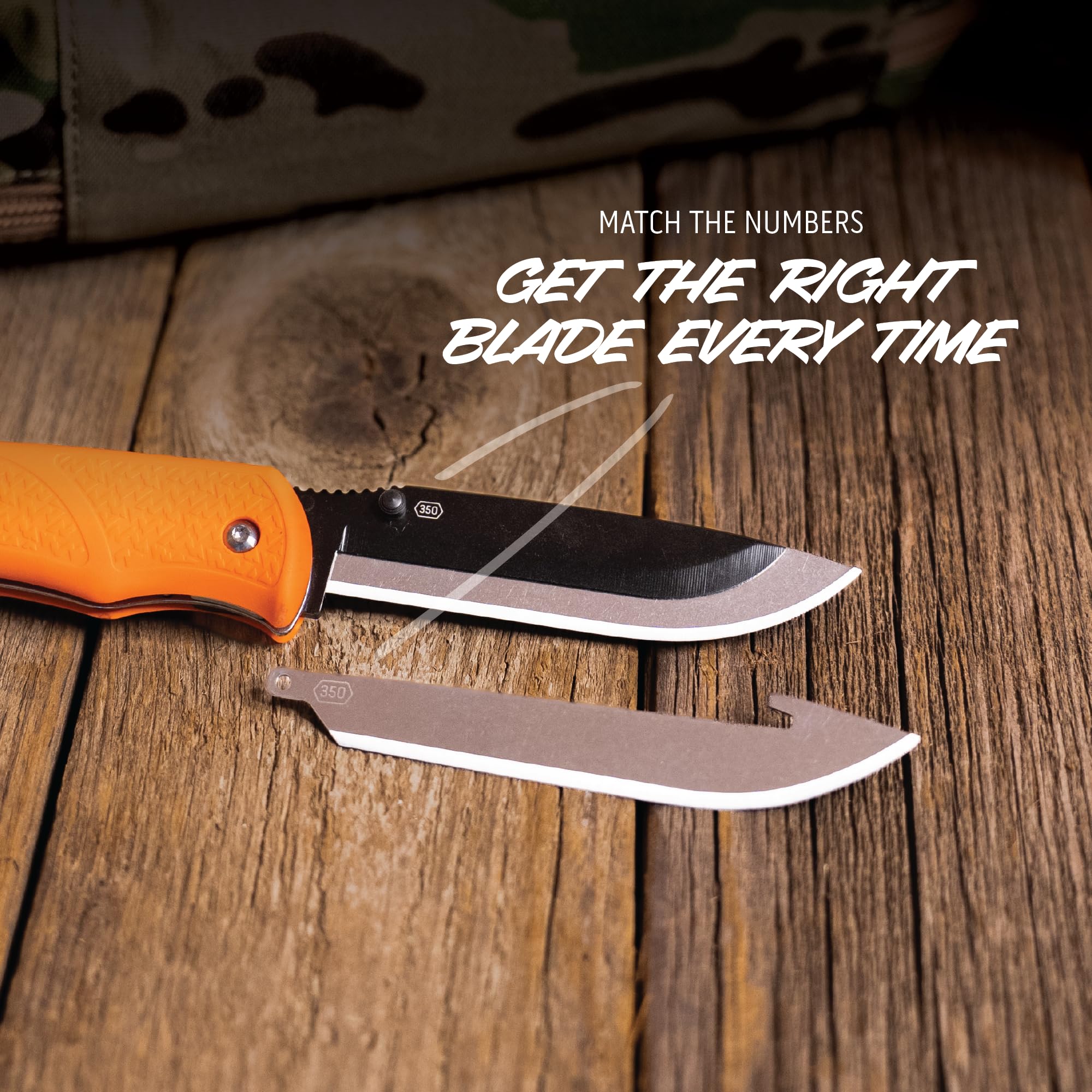 Outdoor Edge RazorSafe replacement blades ready for quick tool-free changes.