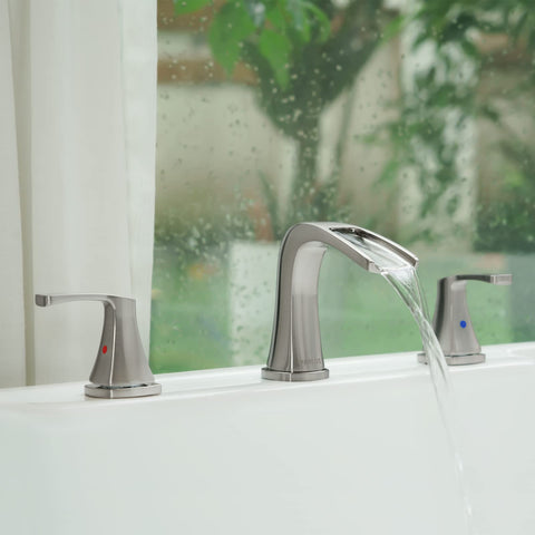 PARLOS brushed-nickel finish paired with smooth control handles for precise use.