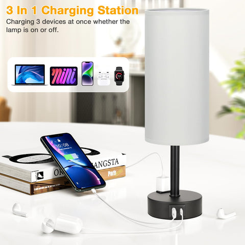 PartageiZ three-way dimmable lighting for reading or mood.