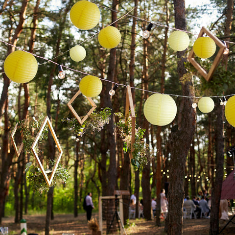 Partiazy lanterns suit birthdays and showers with festive charm.