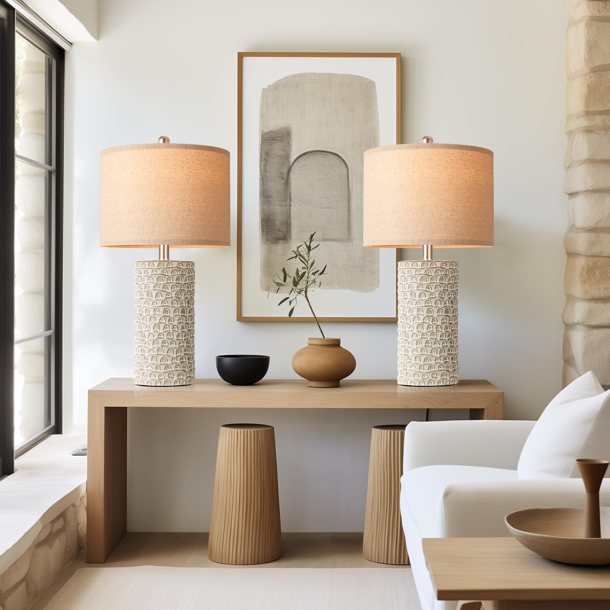 PARTPHONER durable table lamp materials resist scratches and fading.