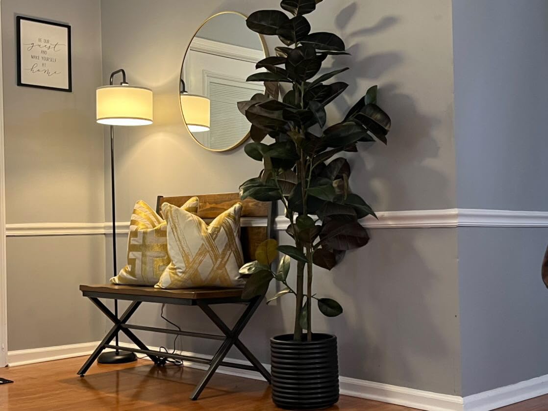 PARTPHONER floor lamp reading zone close-up emphasizes diffuse shade for eye comfort