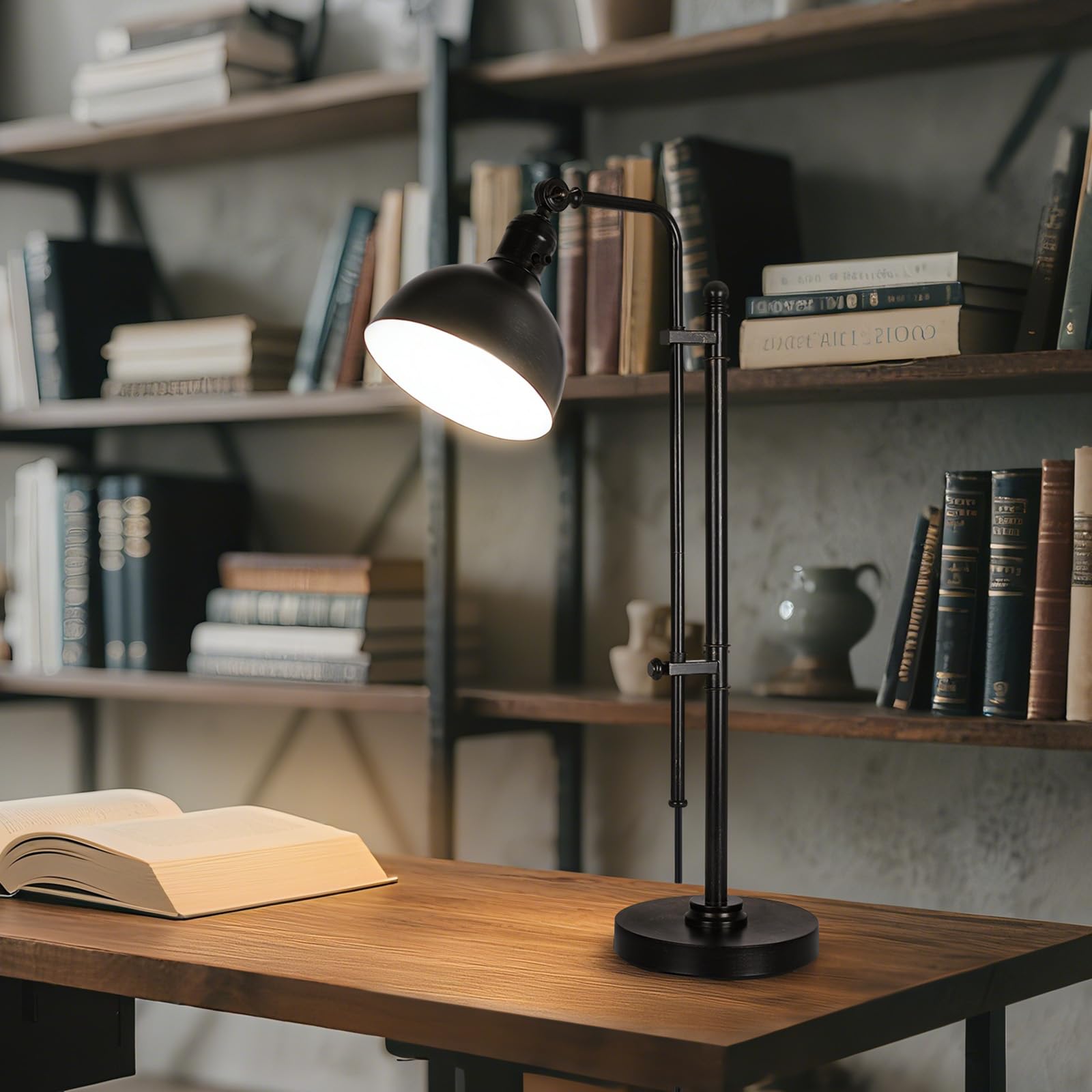 PARTPHONER 180-degree swivel head delivers flexible task or ambient lighting.