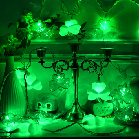 PASUTO plug-and-play shamrock lights for quick setup and versatility.
