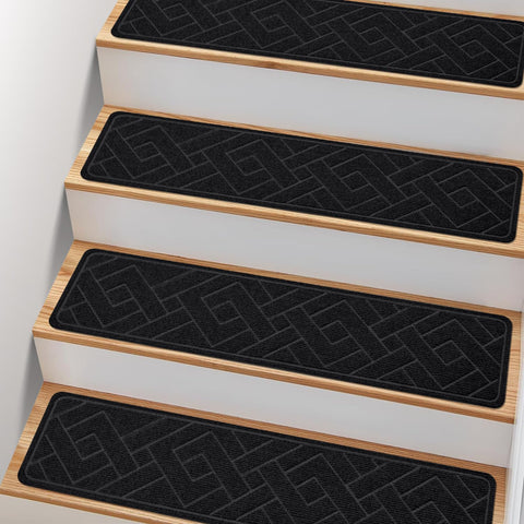 PATTENGO non-slip tread on wooden steps for safer footing.