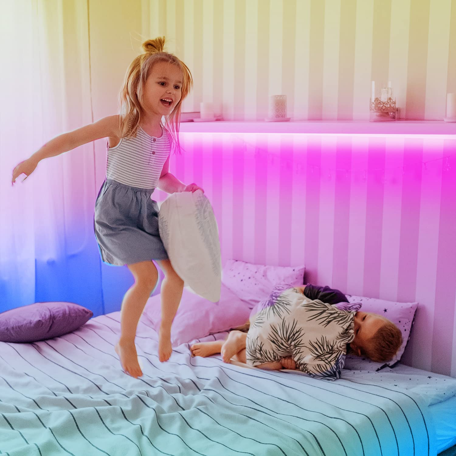 Phopollo party-decor LED strip creates lively atmosphere for gatherings.