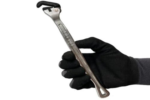 Pipe Vise Micro 10 wrench with extended handle for tight-space bolt work.