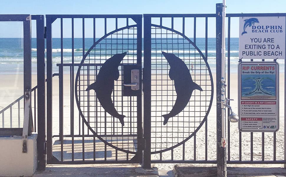 Pixplex swing-gate and trailer-use hinge in rugged outdoor conditions.