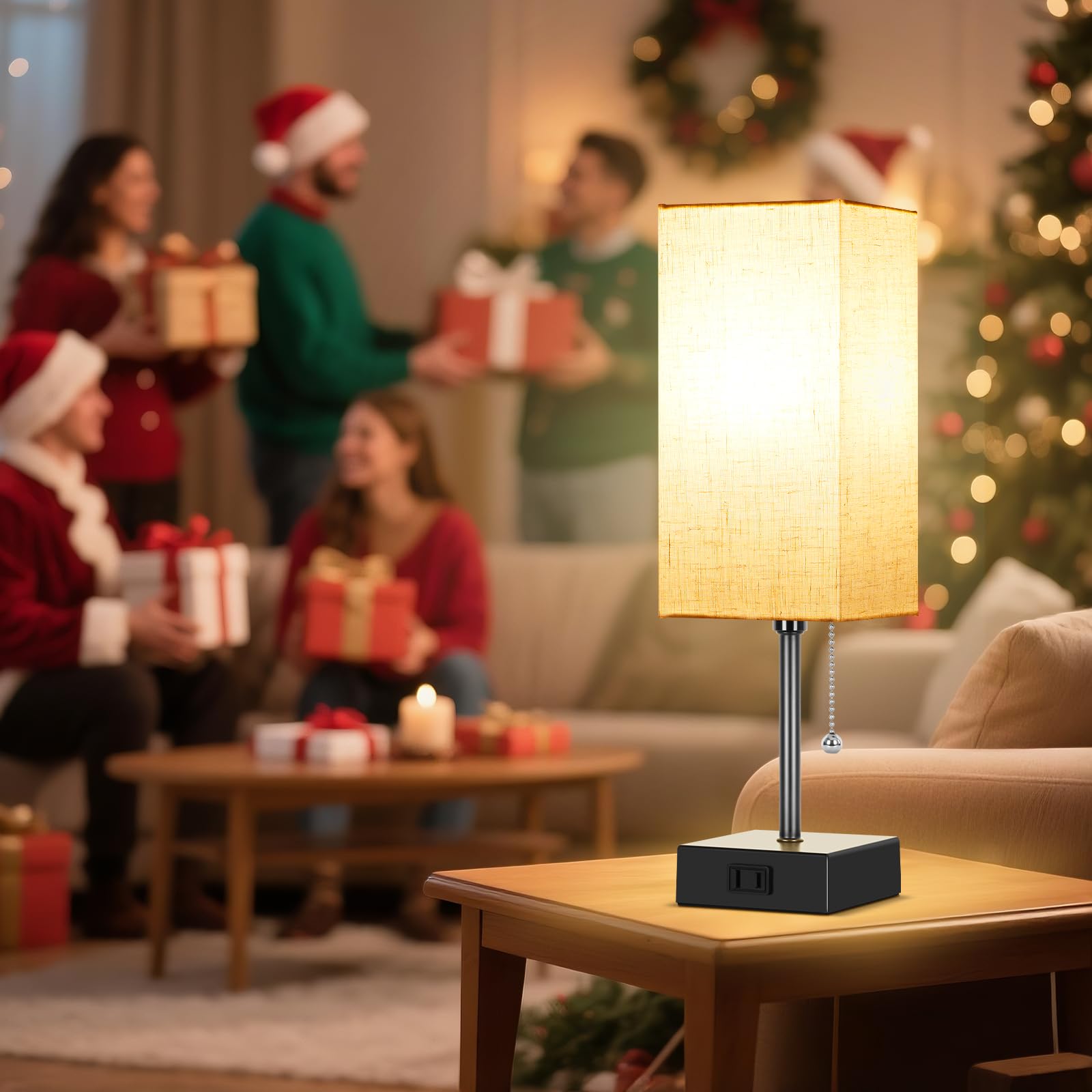 PLMMY pull-chain switch allows quick mood shifts.