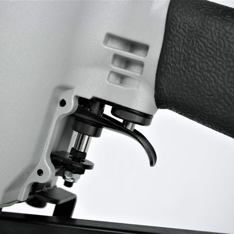 Durable black cap protects the tool in tough jobsite conditions.