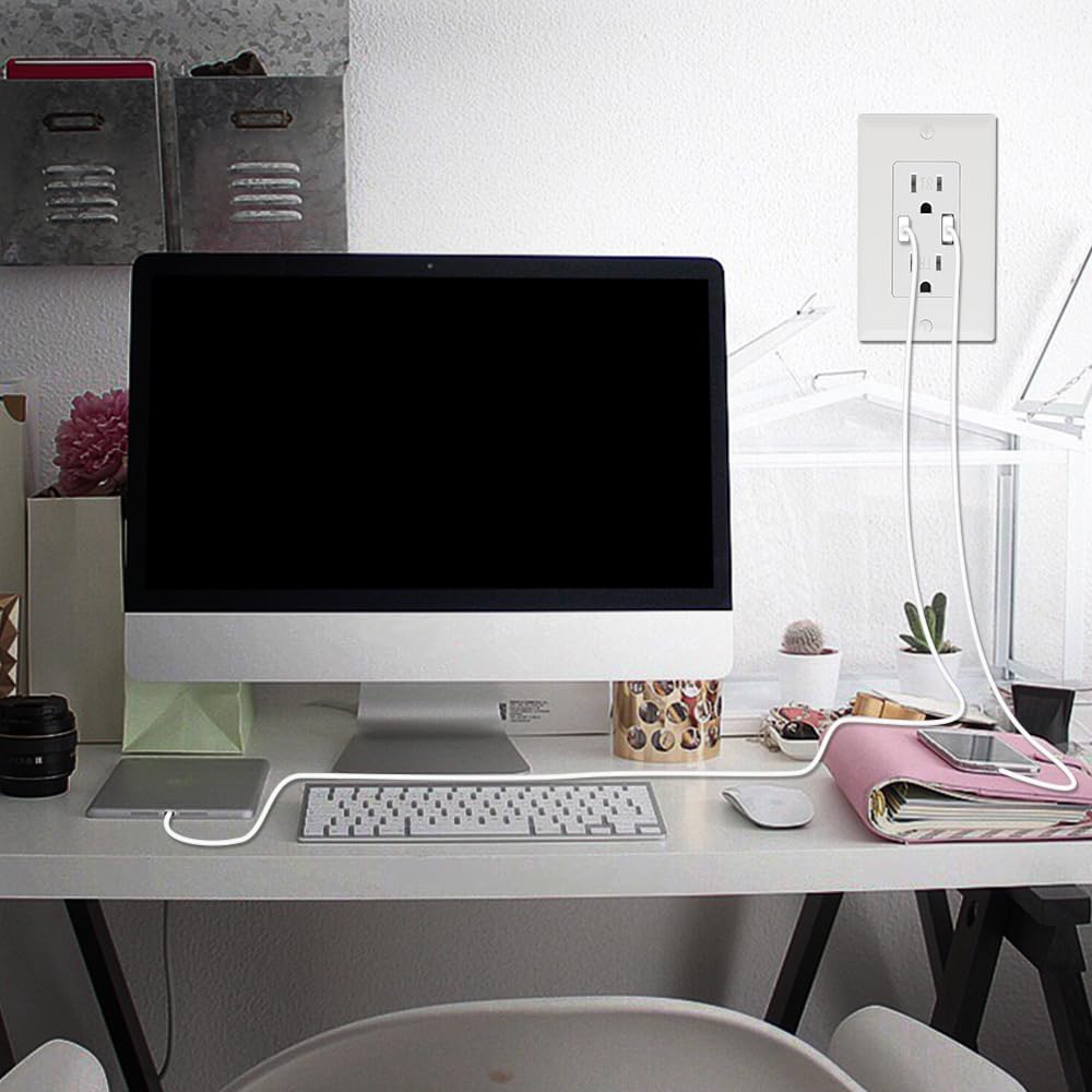 Powawini USB ports deliver up to 4.8A shared output for devices.