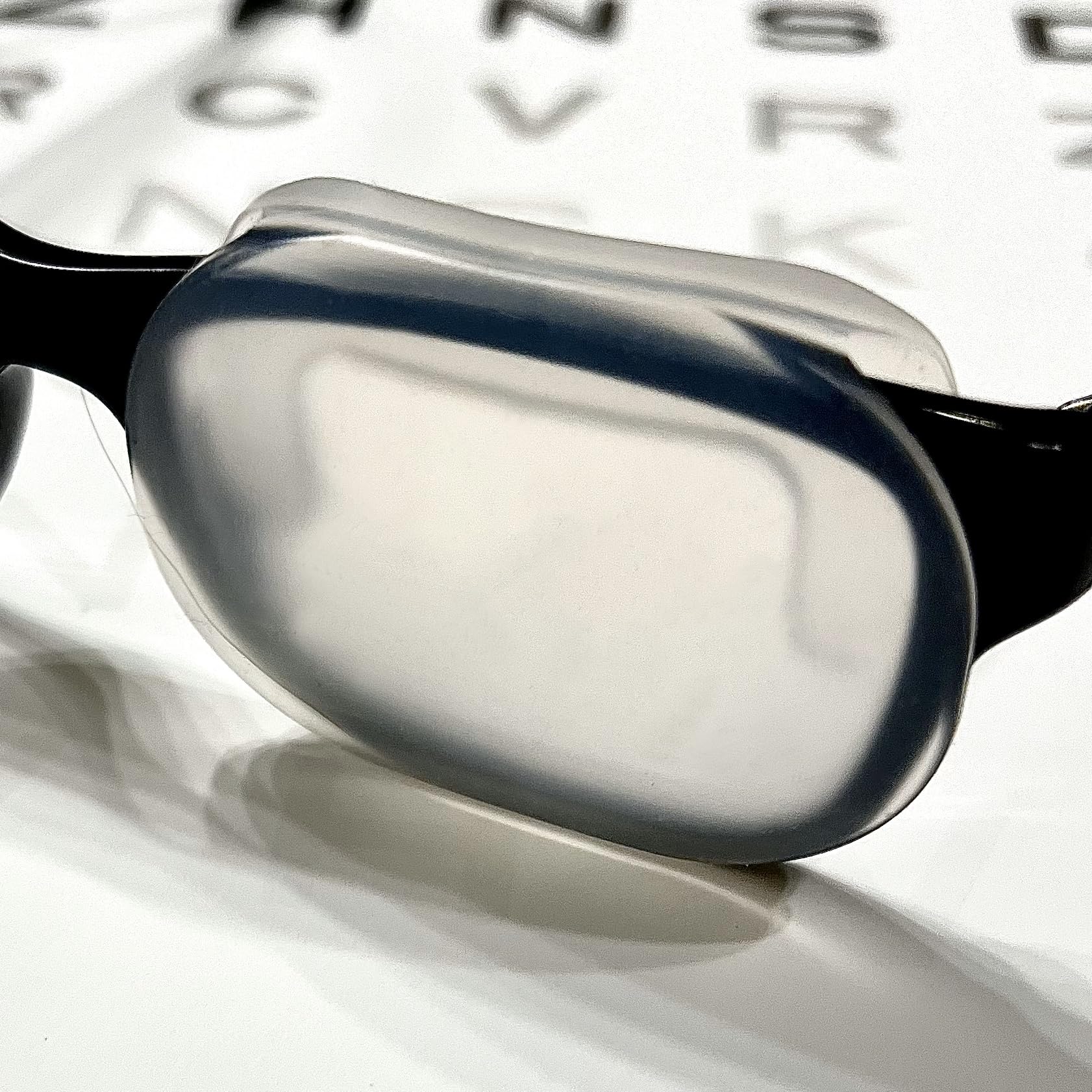 Slim, flexible design reduces patient discomfort during testing.