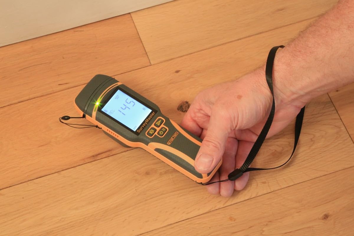 Protimeter Surveymaster app integration shows time-stamped readings saved via Bluetooth.