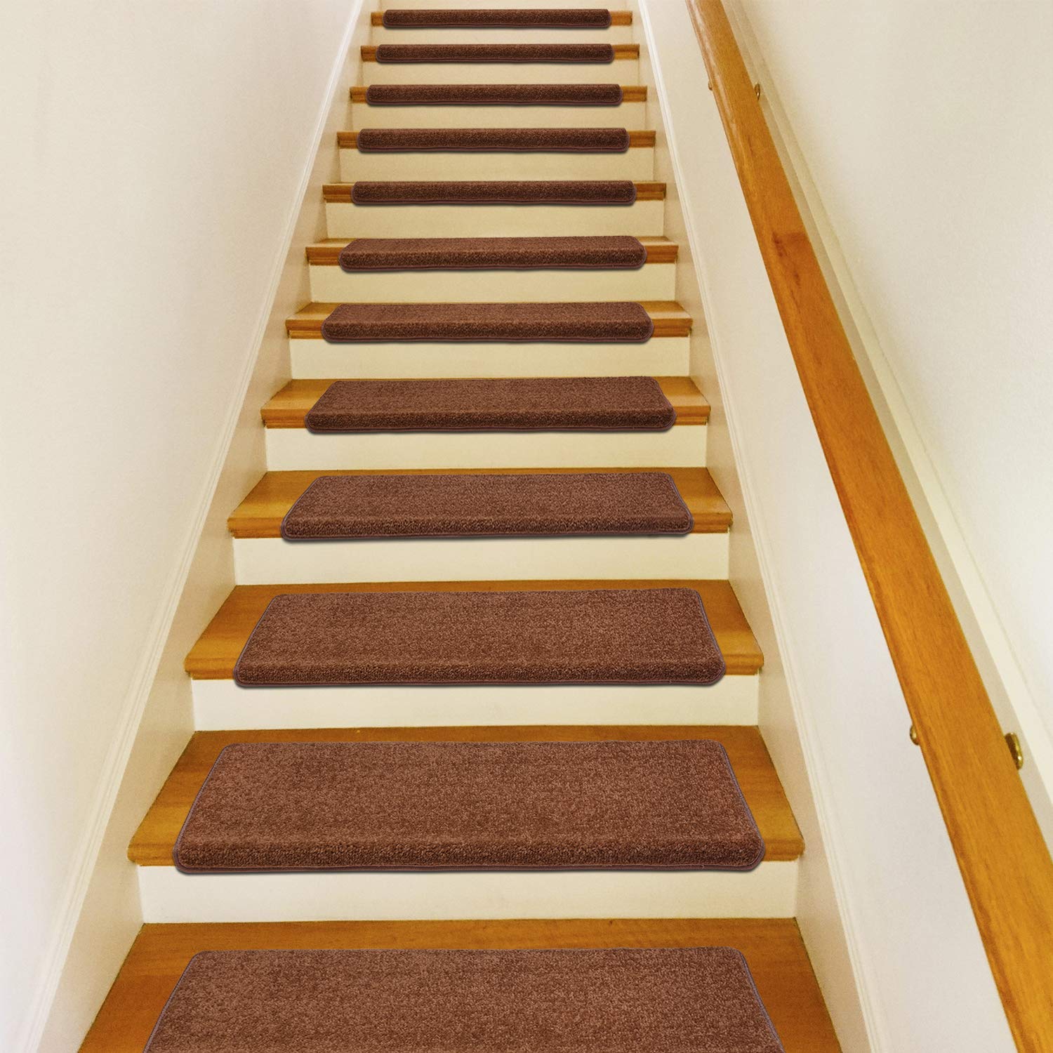 PURE ERA non-slip backing supports stairs without adhesive
