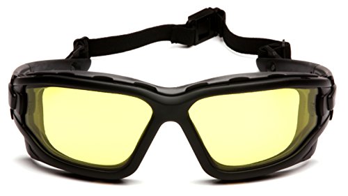 Pyramex I-Force Sporty inner anti-fog lens prevents fogging for clear vision.