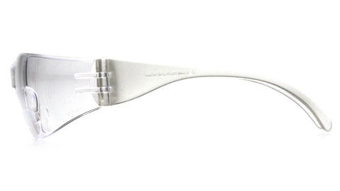 Pyramex S4110r20 reader glasses 2.0 clear lens close-up for reading tasks.