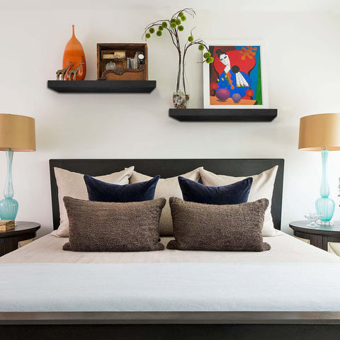 QEEIG two-shelf set delivers extra storage in compact spaces.