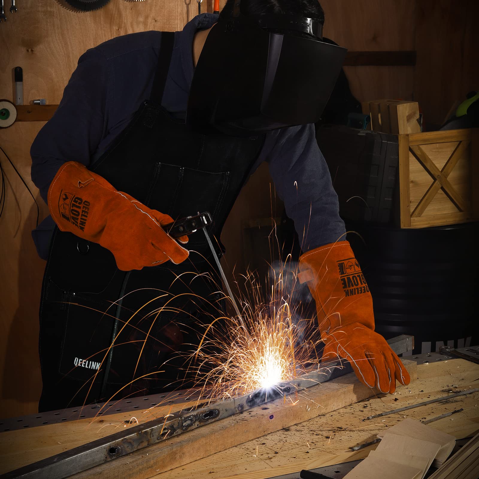 QeeLink apron knee coverage and secure fit for long sessions.