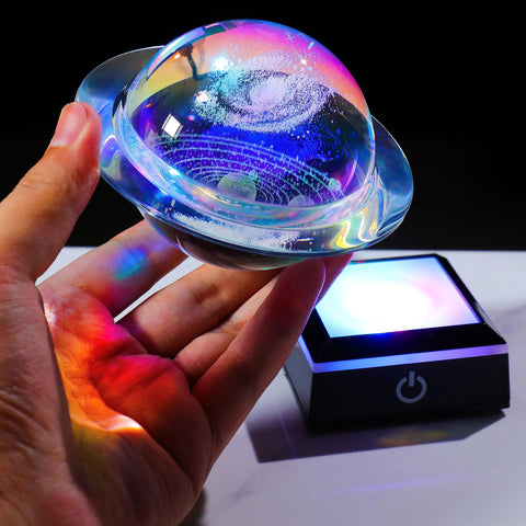 Qianwei unboxing and display setup shown for easy presentation.
