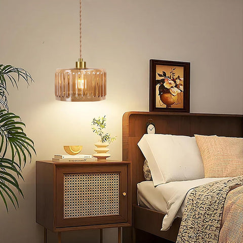 QIYIZM vintage dimmable chandelier with amber shade enhances dining rooms.