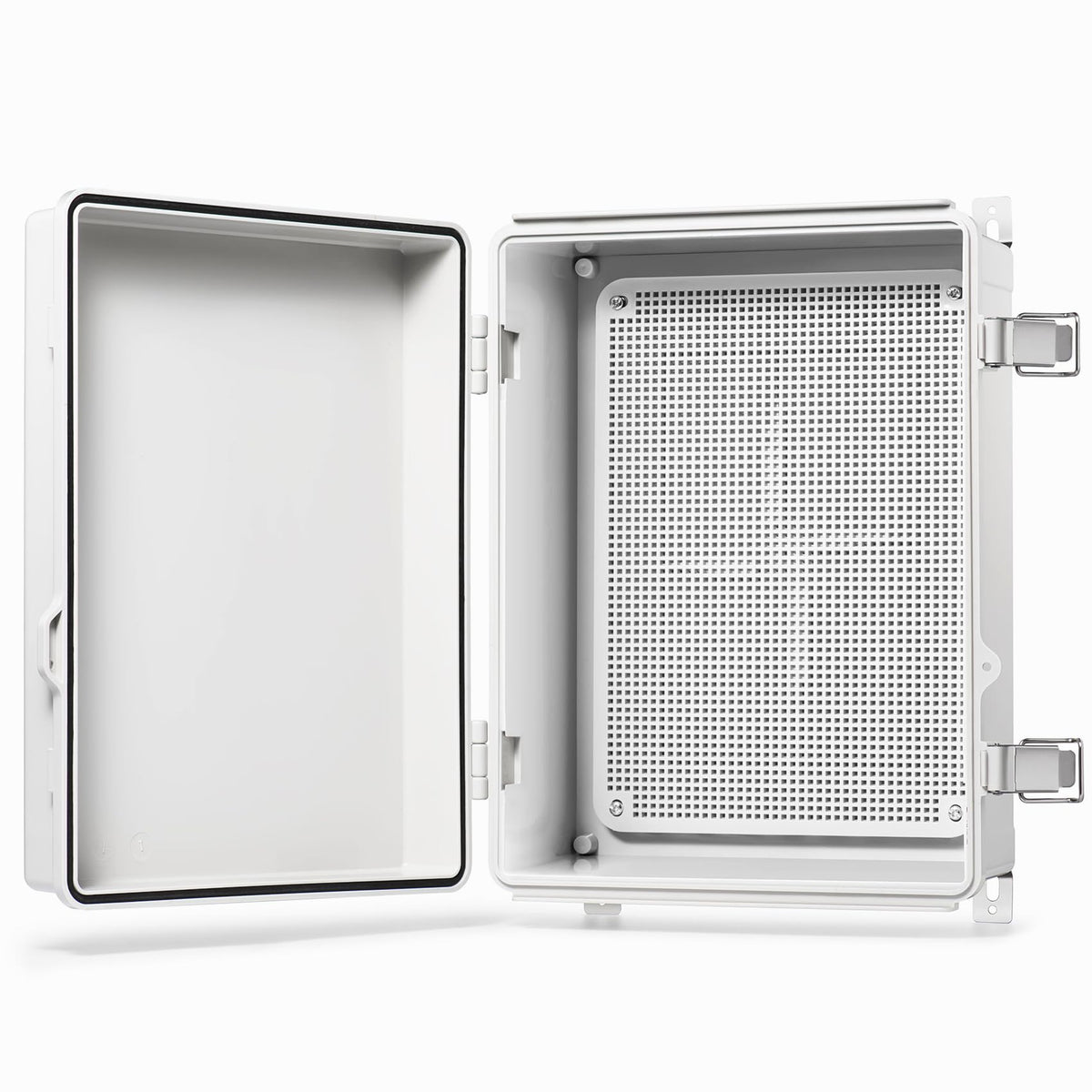 QILIPSU outdoor IP67 weatherproof enclosure protects connections in harsh conditions.
