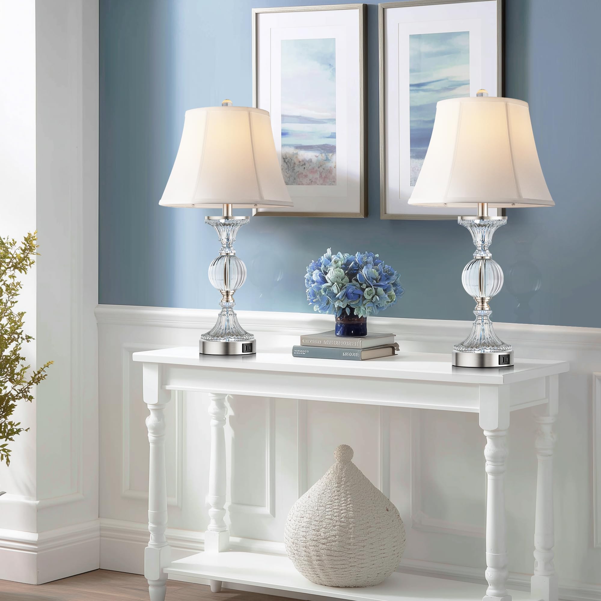 QiMH elegant modern lamp setup suits living rooms, bedrooms, and desks.