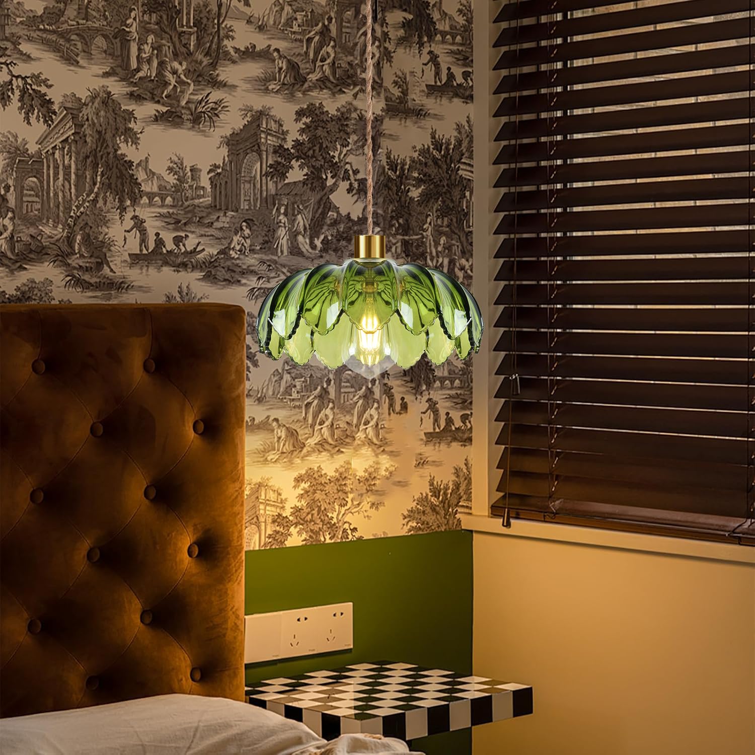 QIYIZM boho chandelier decor accents living rooms and bedrooms.