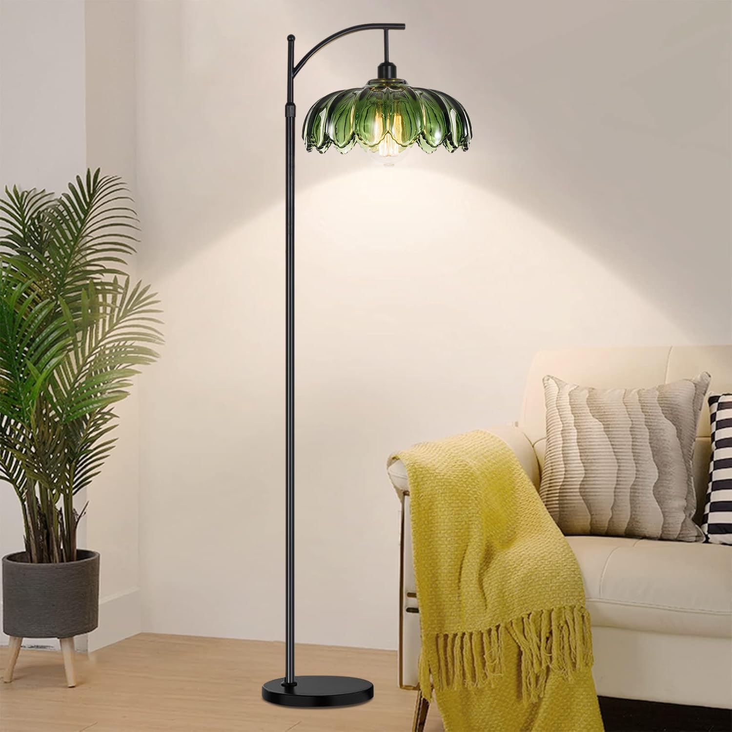 QIYIZM living room setup featuring this lamp creates warm ambience