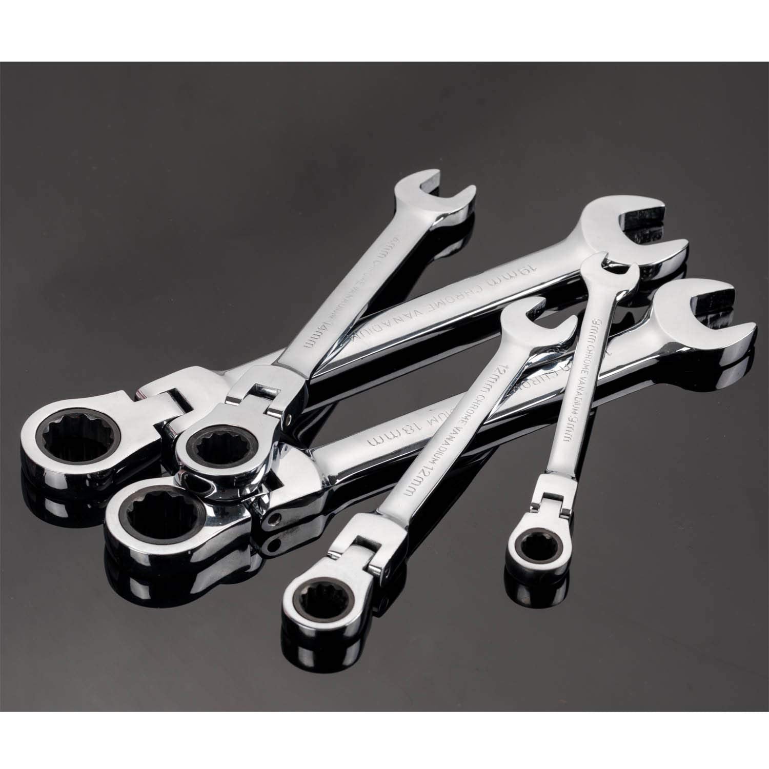 Qnkaa chrome vanadium steel finish resists corrosion and shines.