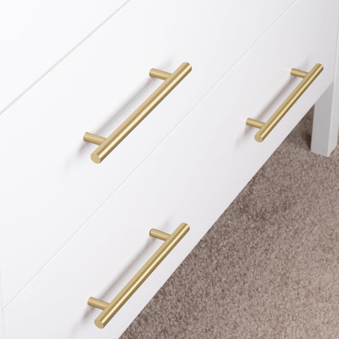 QOGRISUN luxurious gold cabinet hardware for bathrooms and kitchens.