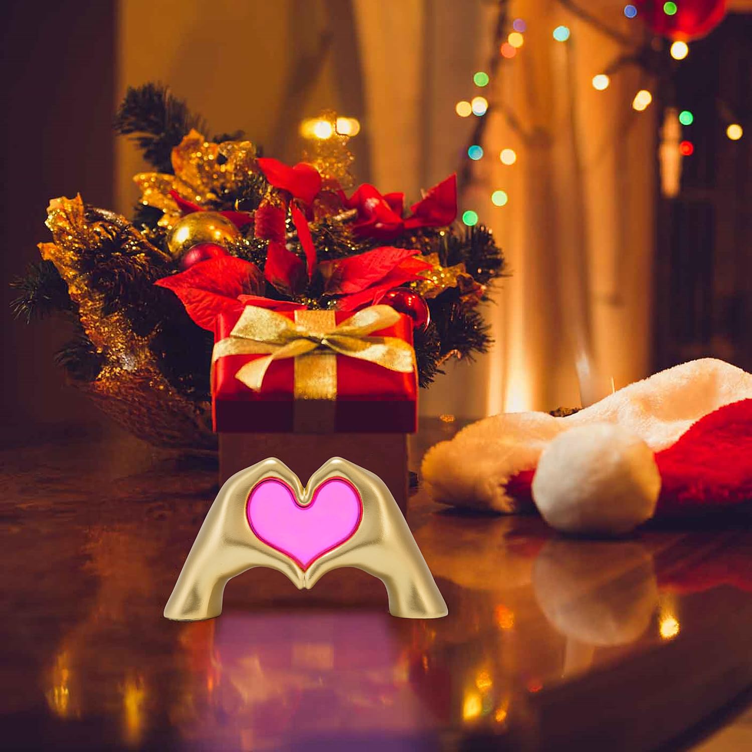 Qrglintwin Heart Hands Lamp comes in stylish packaging for gifting