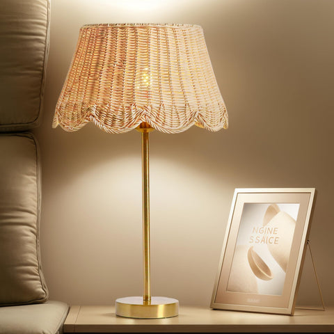 Quincry Premium scalloped rattan lamp brass base closeup with gold finish