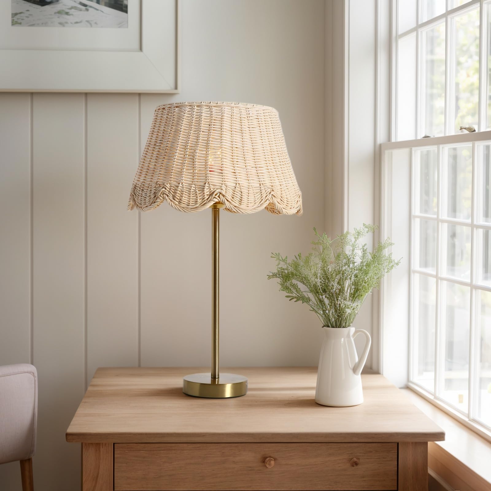Quincry Premium scalloped rattan lamp shade installation being demonstrated