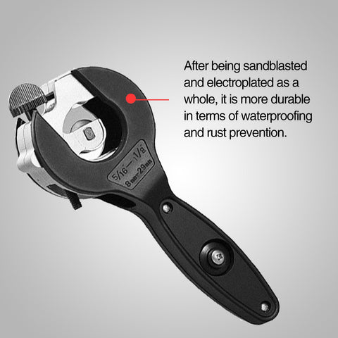 Ratchet Pipe Cutter anti-rust zinc alloy frame resists corrosion.