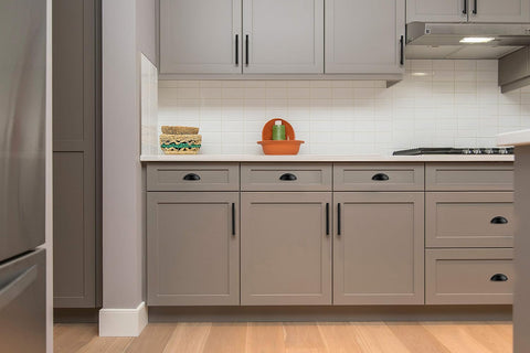 Ravinte 3-inch drawer pulls on kitchen cabinet showcases versatile style