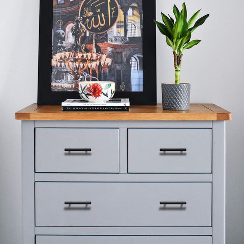 Ravinte 30-pack pulls offer versatile upgrades for multiple cabinets.