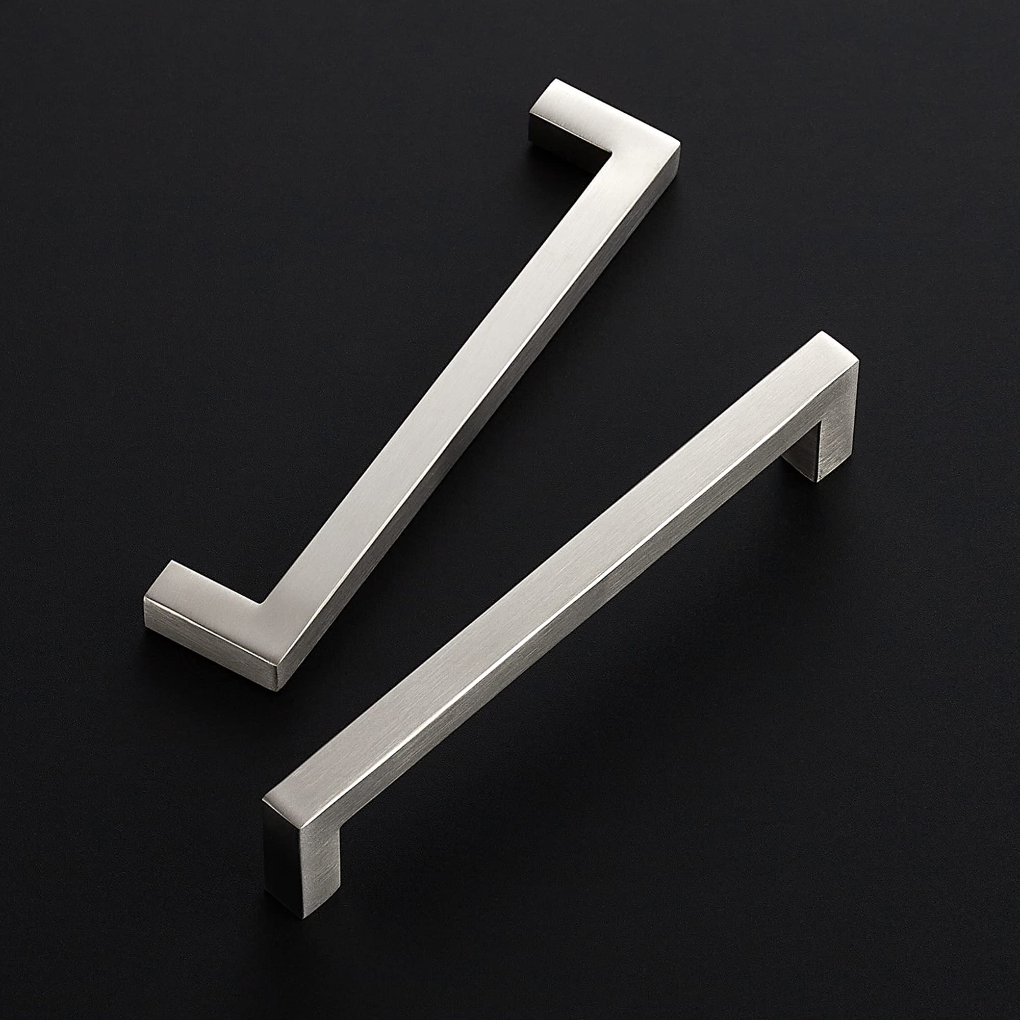Ravinte 6-1/4 inch cabinet handle installation close-up showing spacing