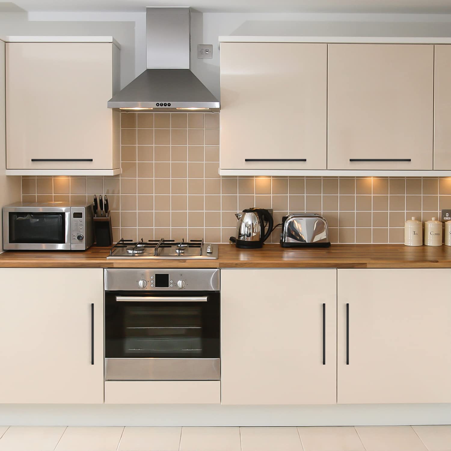 Ravinte installation-friendly design with 320 mm center spacing.