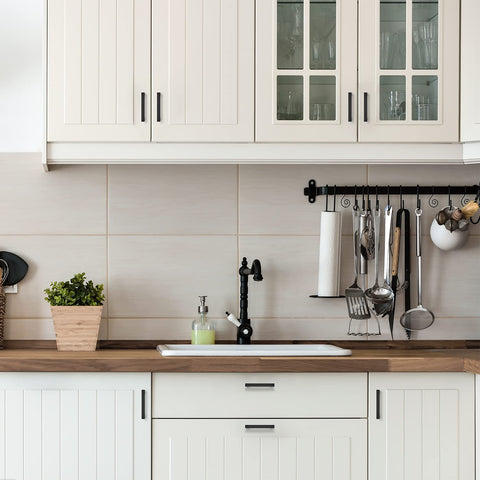 Ravinte kitchen hardware in matte black with clean timeless look