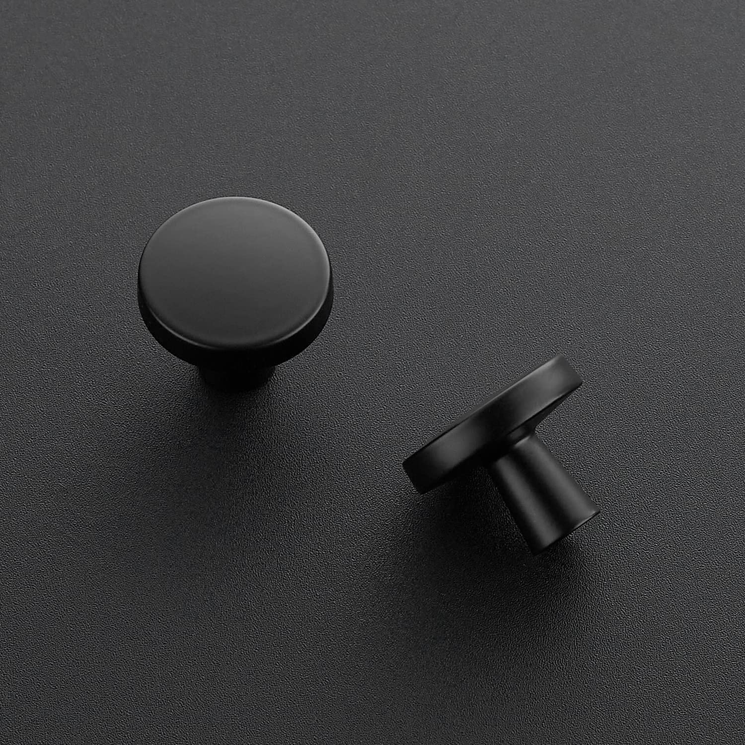 Ravinte knob close-up shows durable zinc alloy with anti-rust matte finish.