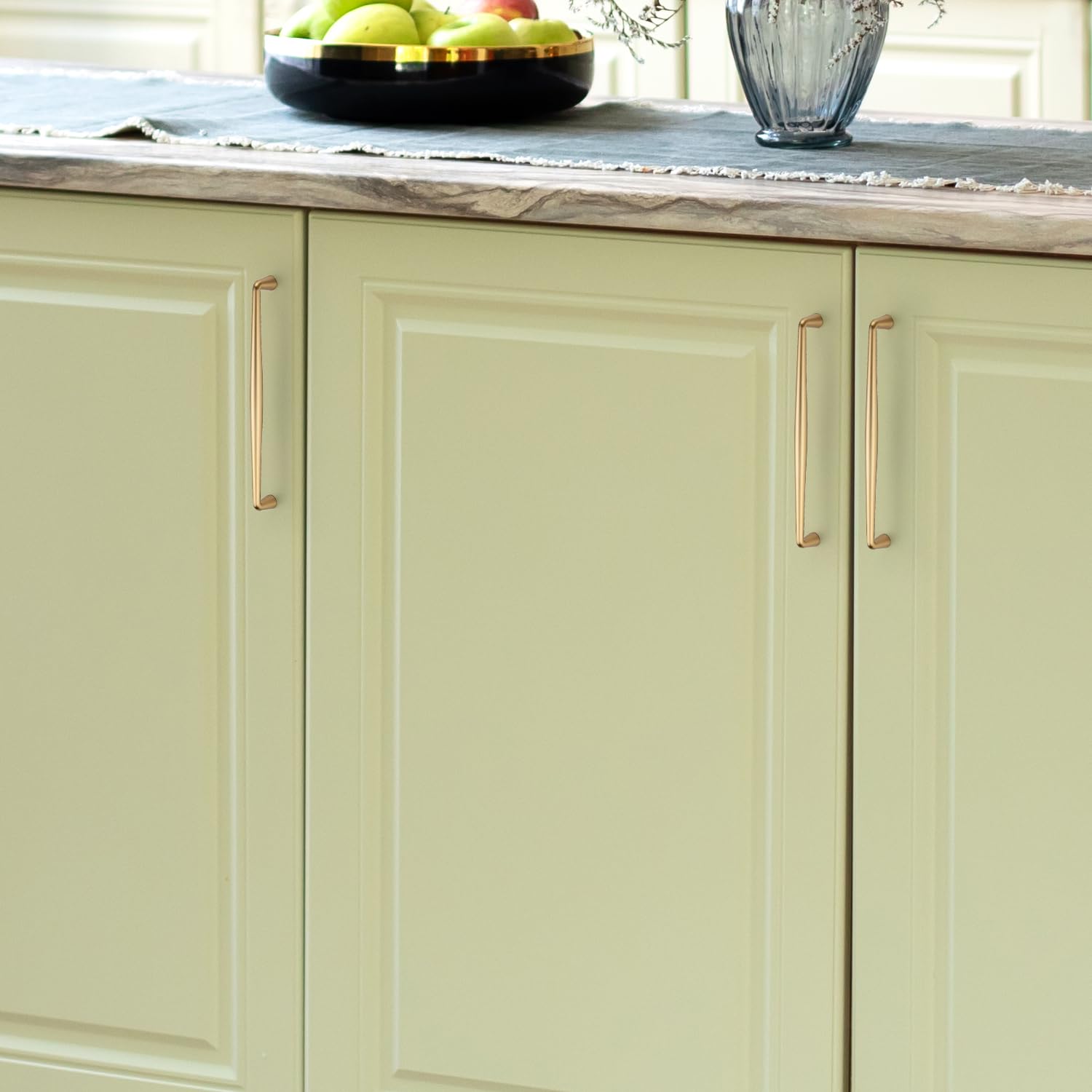 Ravinte pack of 10 cabinet pulls provides coordinated hardware across drawers