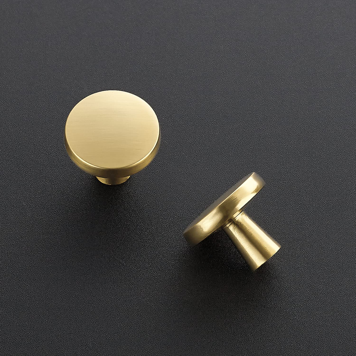 Ravinte kitchen cabinet doors and drawers featuring round pulls for a modern update.